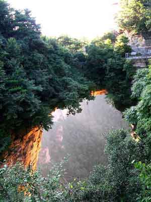 張家界、袁家界、天子山、武陵源二晚二日游